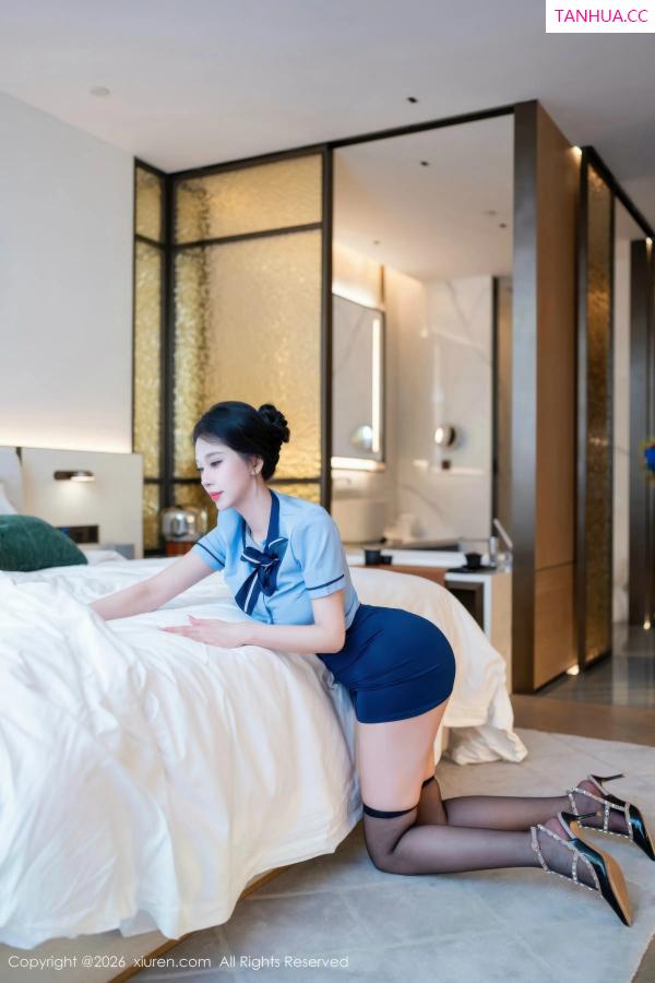   [XiuRen]高清写真图 2026.01.22 No.11259 诺诺子 性感OL第14张图片